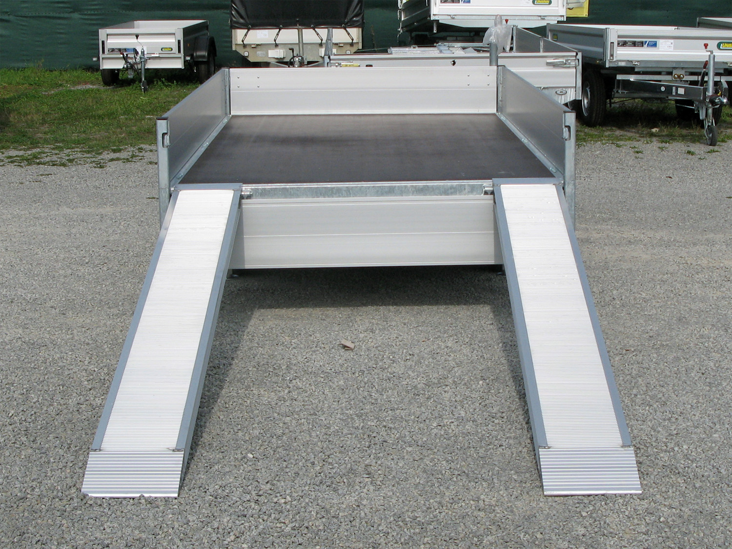 Hapert Azure H-2 - 3000 - 3350 x 1800 Multi Niedriges Fahrwerk – Auffahrpaket – Bild 5