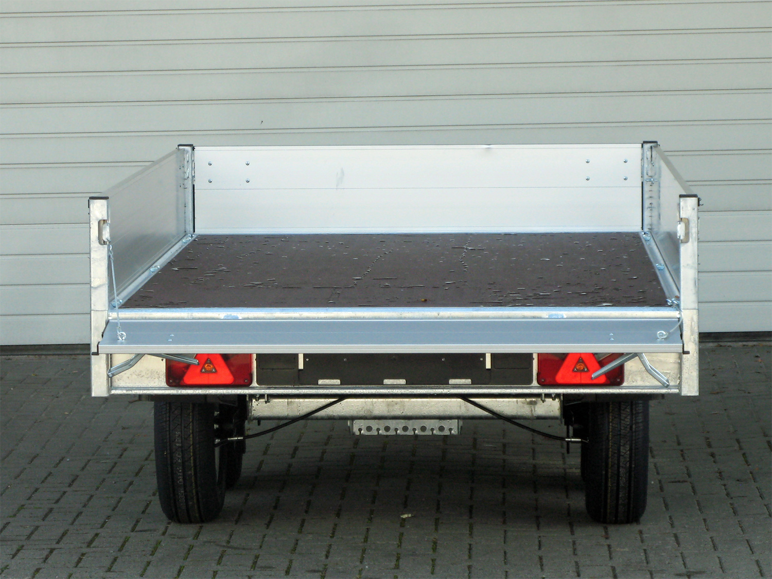 Hapert Azure H-2 - 2700 - 3350 x 1800 Bereifung 185 R 14 C – Bild 9