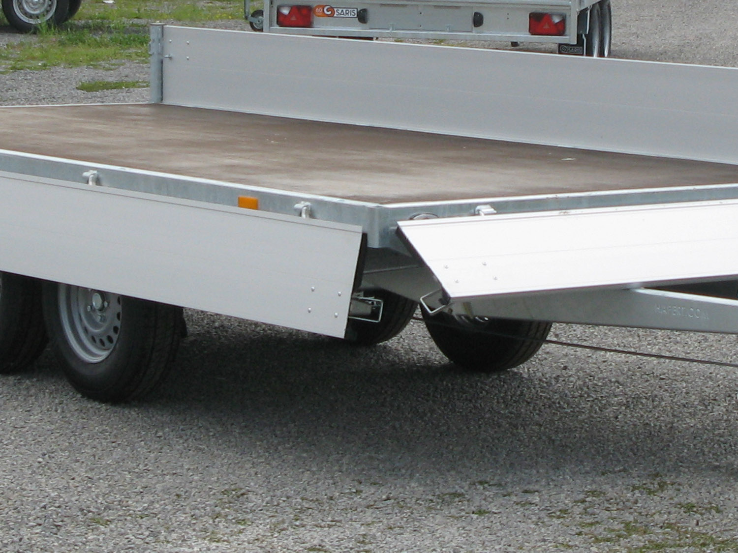 Hapert Azure H-2 - 2700 - 4050 x 1800 Bereifung 185R14C – Bild 3