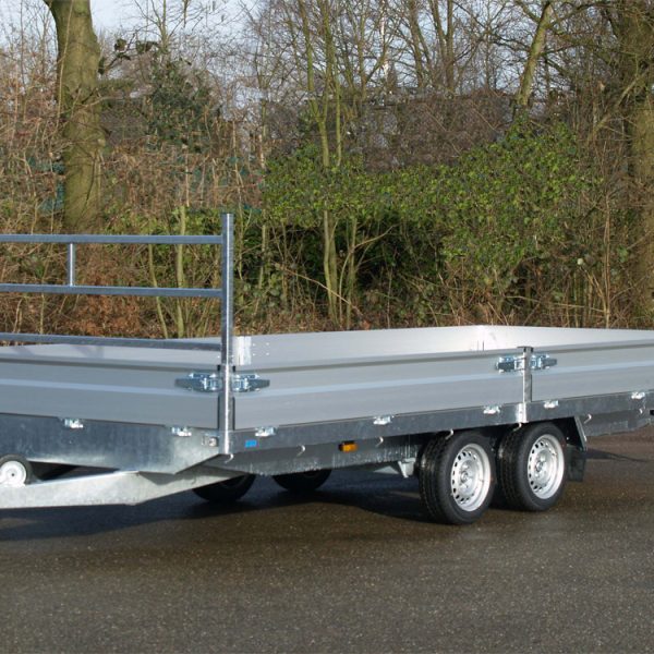 Hapert Azure H-2 - 3000 - 4550 x 1800 185 R 14 C – Mittelrungen