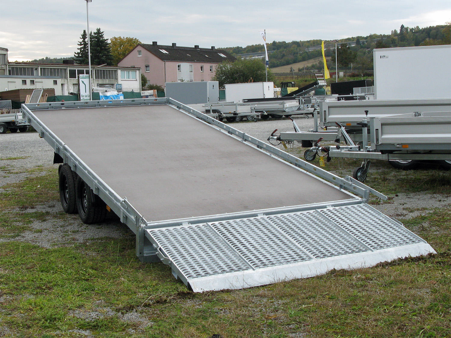 Hapert Indigo HT-2 - 3500 - 4550 x 2000 Kipphydraulik, Parabelfederung, Reling, Rampe – Bild 7