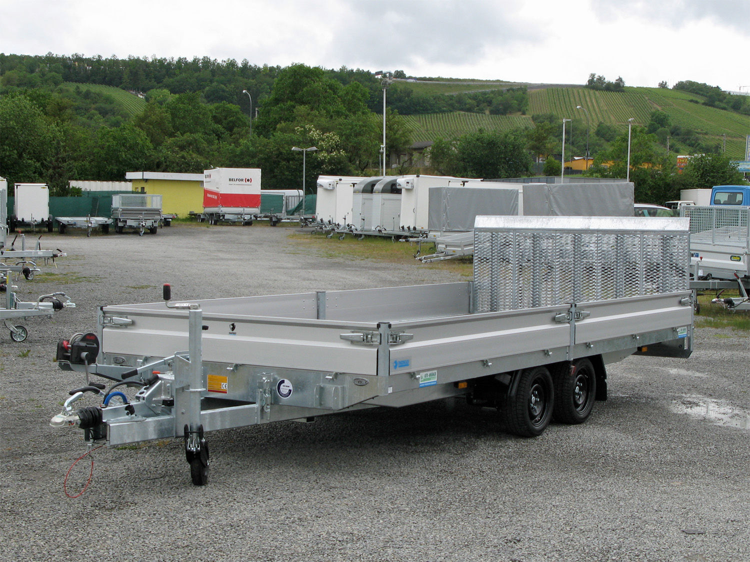 Hapert Indigo HT-2 - 3500 - 5050 x 2210 Kipphydraulik, Parabelfederung, Rampe – Bild 13