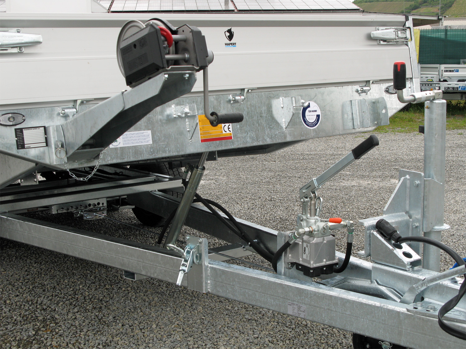 Hapert Indigo HT-2 - 3500 - 5050 x 2210 Kipphydraulik, Parabelfederung, Rampe – Bild 5