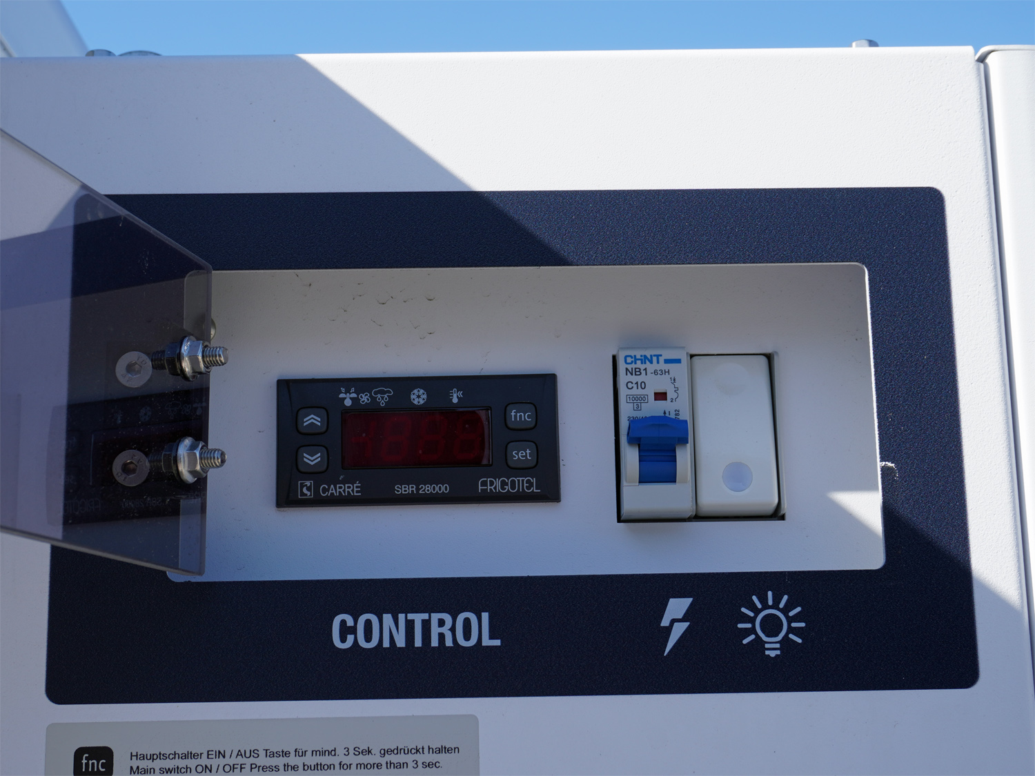 Humbaur HGK 25 32 18 - 21 PF60 Deluxe Tandem-Kühlkoffer mit hochwertiger Isolierung – Bild 8